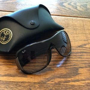 Ray-Ban RB4901 Sunglasses - Discontinued